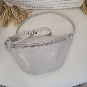 Belt Bag by "The Drop"